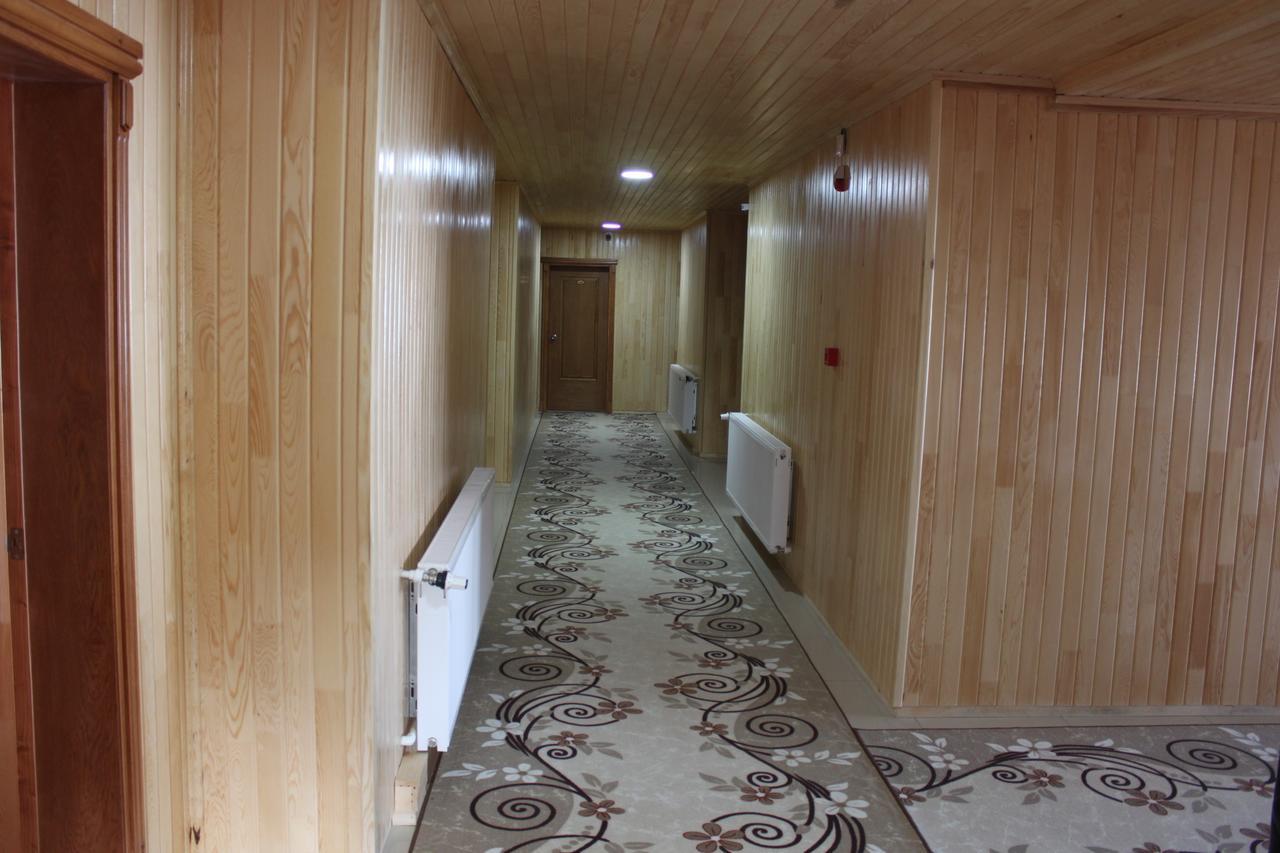 جايكارا Aymeydani Hotel المظهر الخارجي الصورة