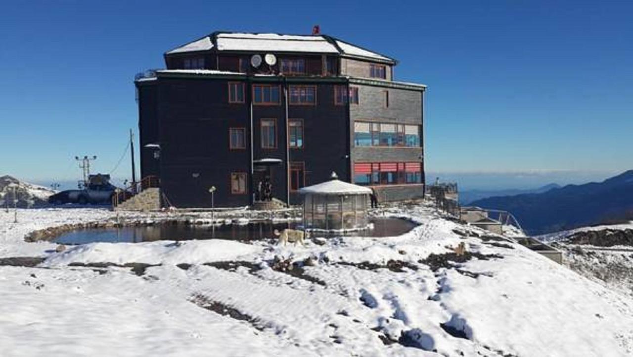 جايكارا Aymeydani Hotel المظهر الخارجي الصورة