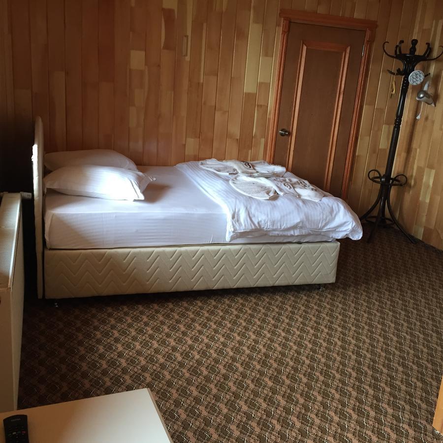 جايكارا Aymeydani Hotel المظهر الخارجي الصورة