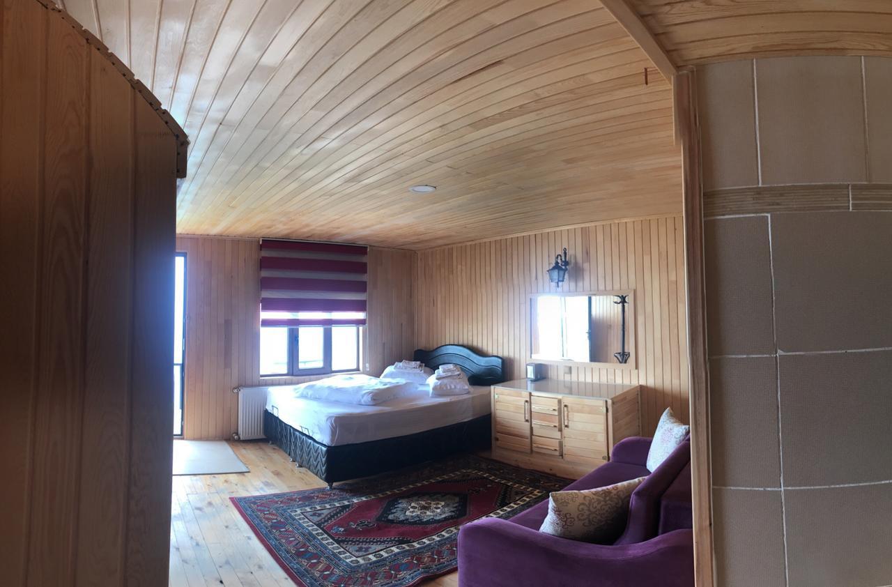 جايكارا Aymeydani Hotel المظهر الخارجي الصورة